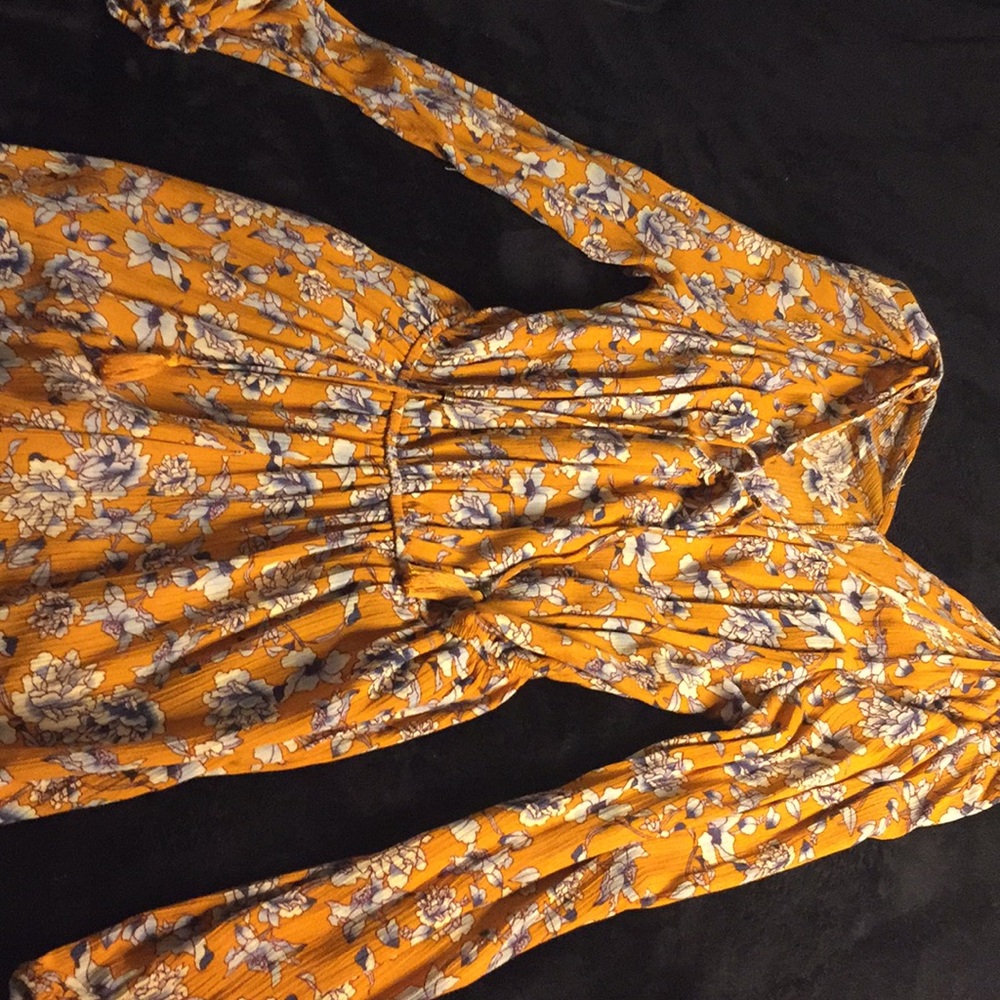 LONG-SLEEVE ROMPER (S)